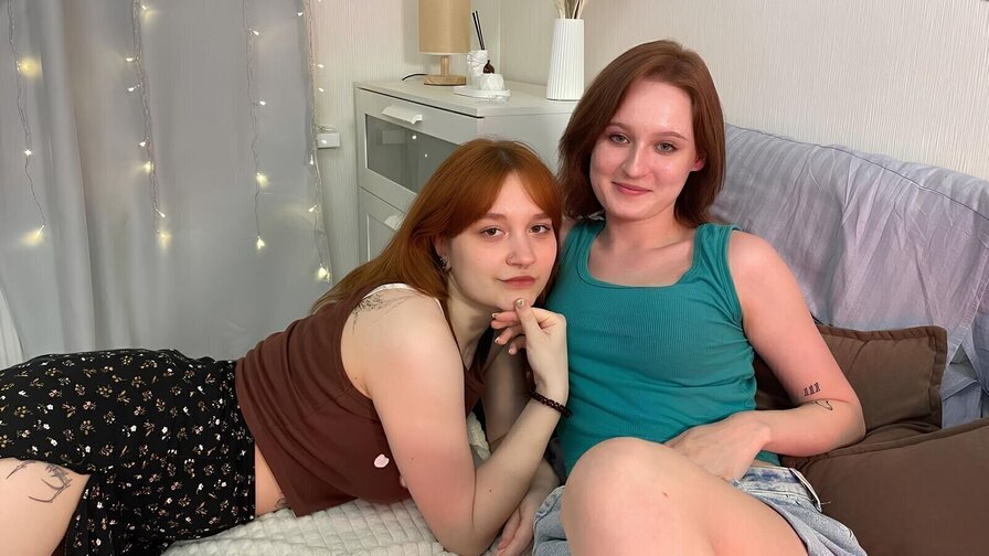 Free Live Sex Chat With AgataAndNorma