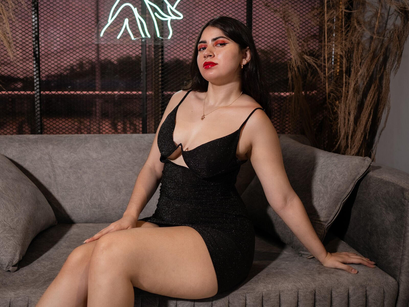 Free Live Sex Chat With AmelieCampos