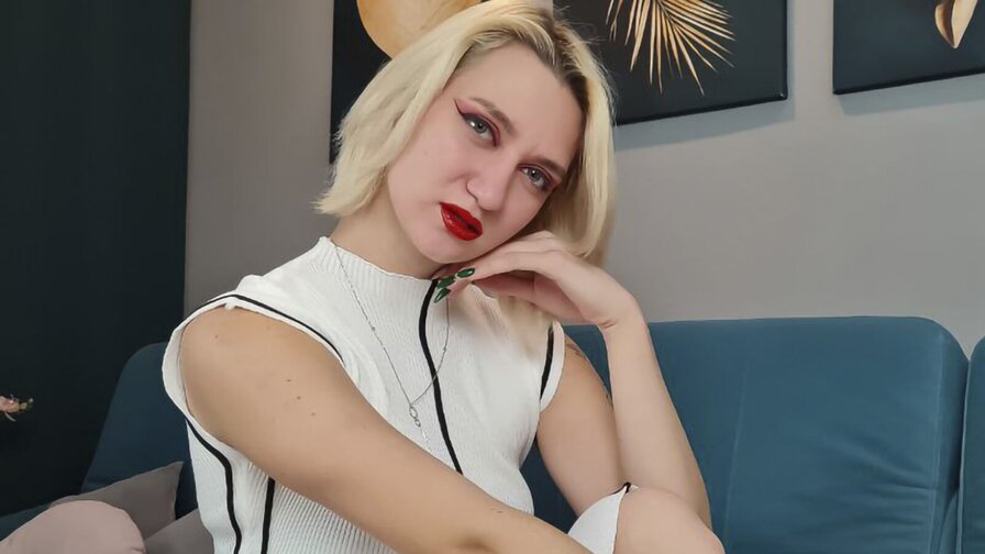 Free Live Sex Chat With AliceTivanovich