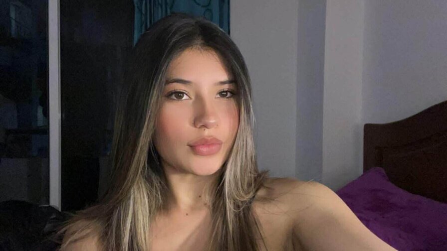 Free Live Sex Chat With AmberAlcantar