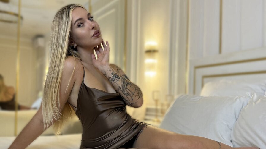 Free Live Sex Chat With AriellaMelo