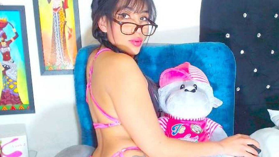 Free Live Sex Chat With BrianaMortez