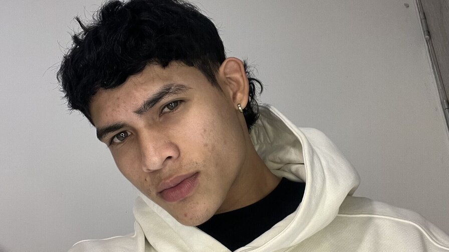 Free Live Sex Chat With BryanRamos