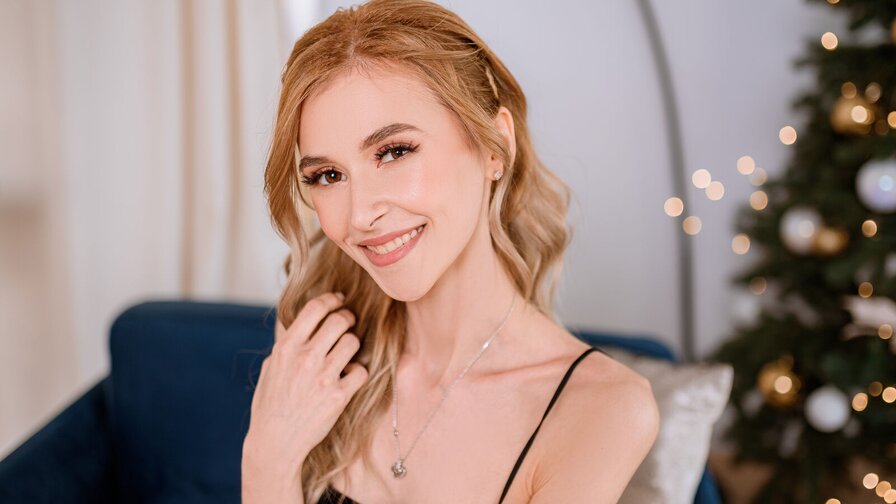 Free Live Sex Chat With CoraBaker