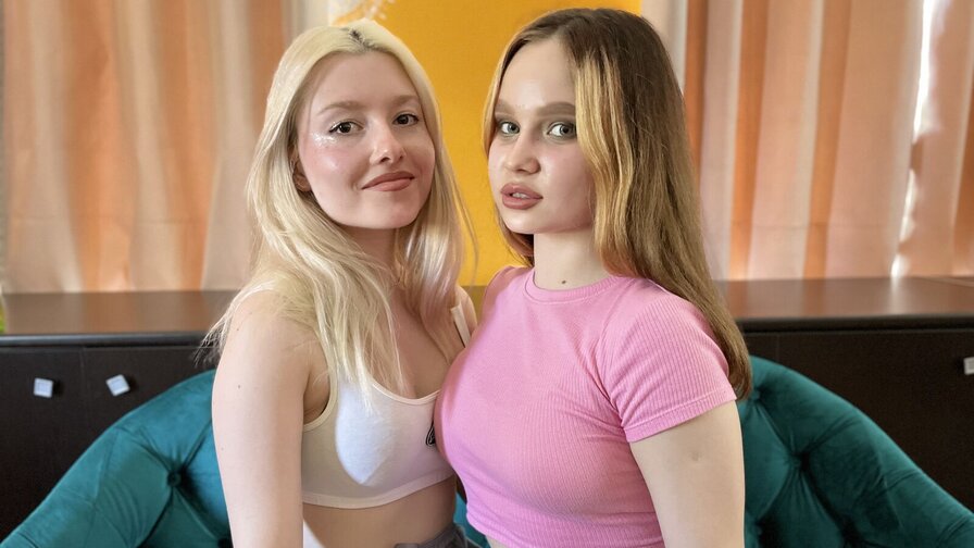 Free Live Sex Chat With CorinneAndHelene