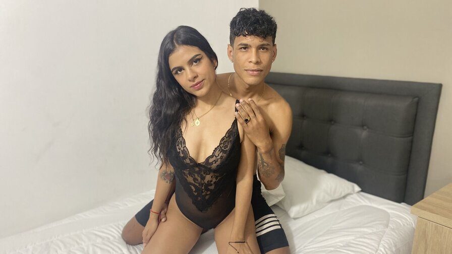 Free Live Sex Chat With DanaandMike