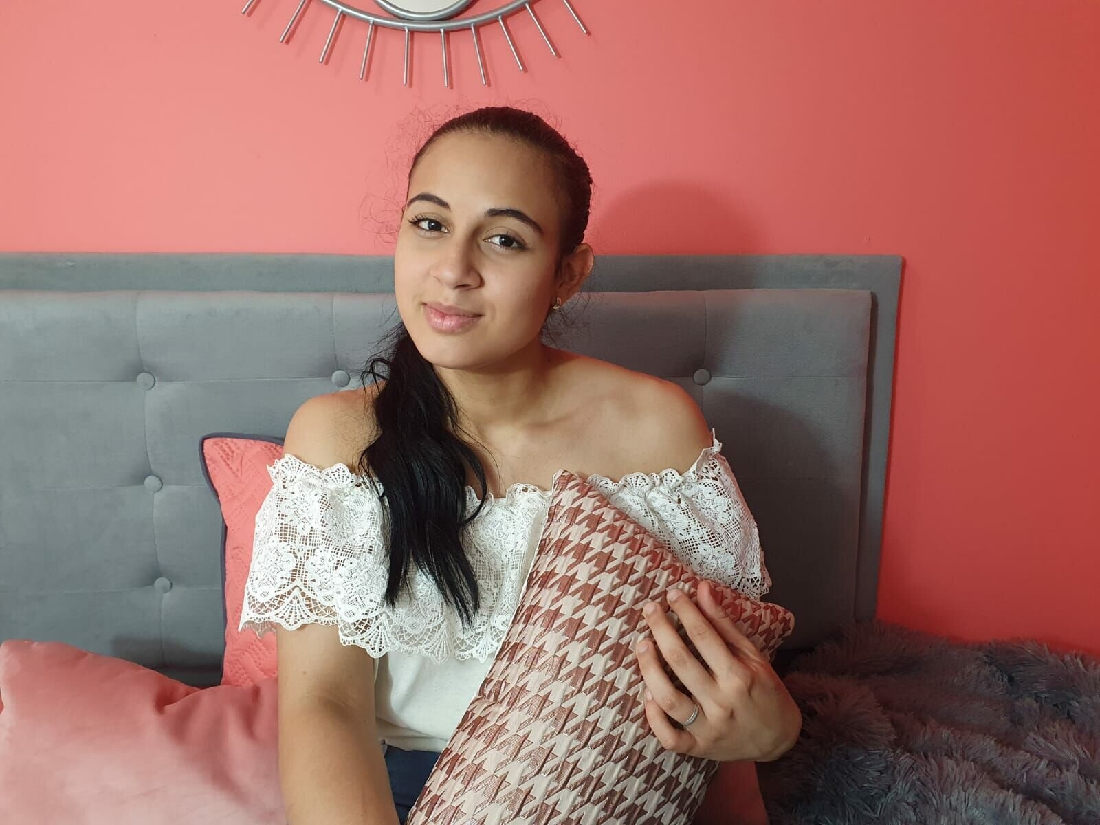 Free Live Sex Chat With DanielaTamayo