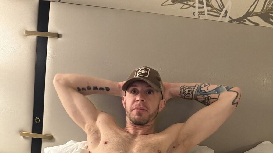 Free Live Sex Chat With DannyGowilde