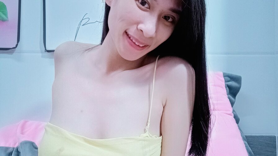 Free Live Sex Chat With EiraHenry