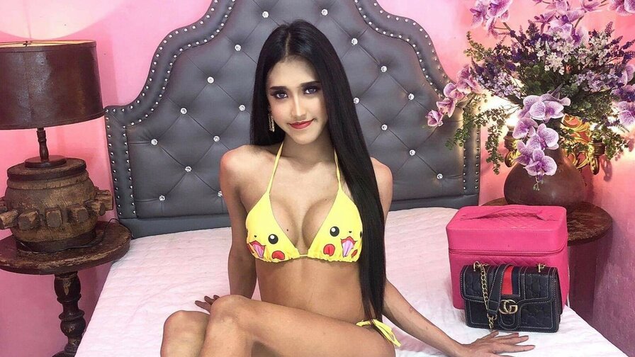 Free Live Sex Chat With ElaineRodriguez