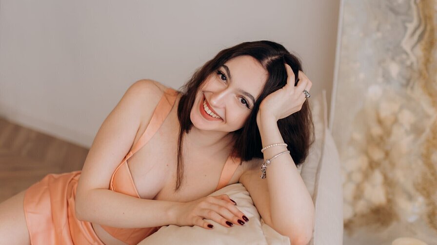 Free Live Sex Chat With ElizaNelson