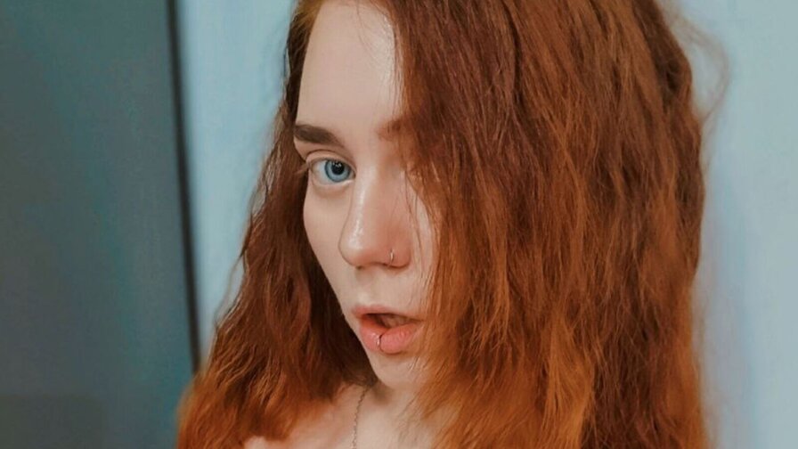 Free Live Sex Chat With ElviaGammell