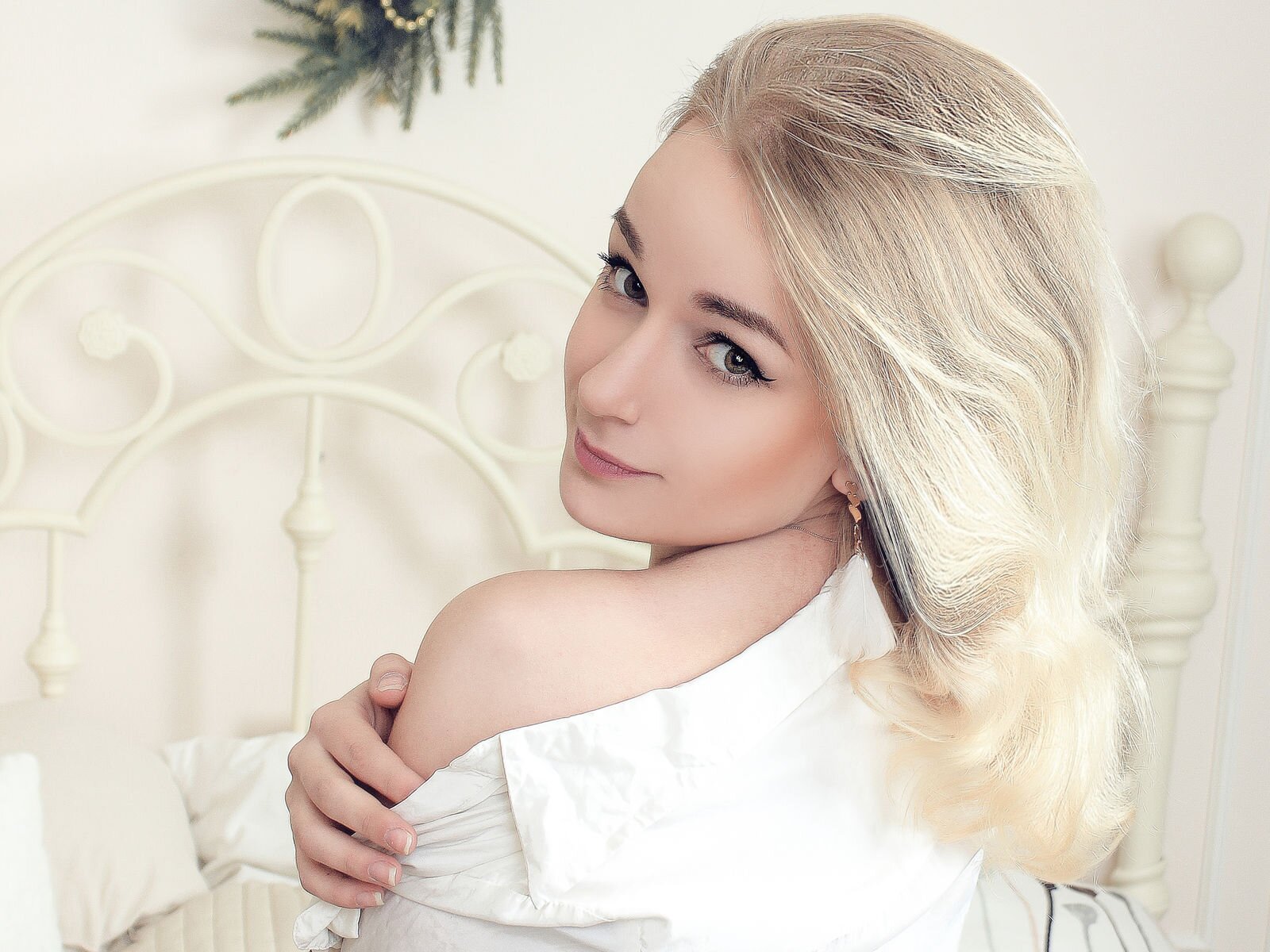 Free Live Sex Chat With ExAngel