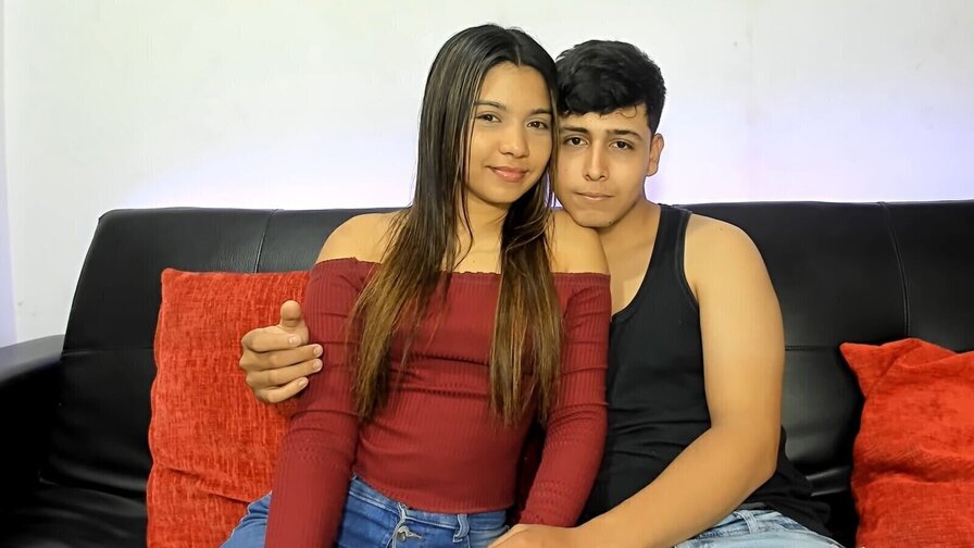 Free Live Sex Chat With FrankAndAna