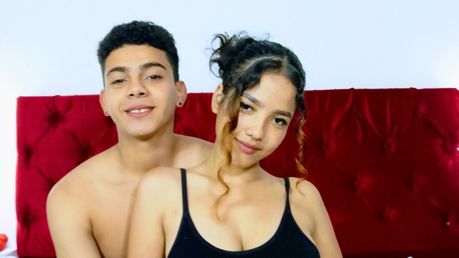 Free Live Sex Chat With GabyCharlie