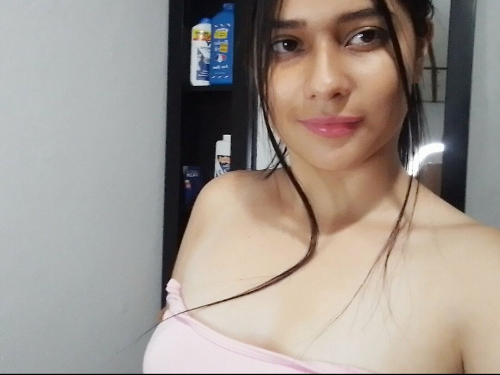 Free Live Sex Chat With GomezJulieth