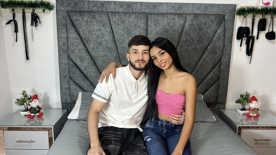 Free Live Sex Chat With HannaAndFrank