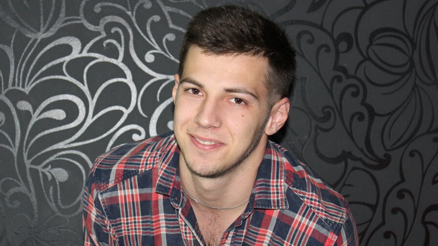 Free Live Sex Chat With JacksonRow