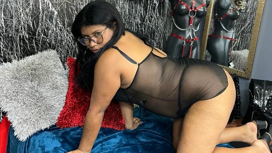 Free Live Sex Chat With JazJakson