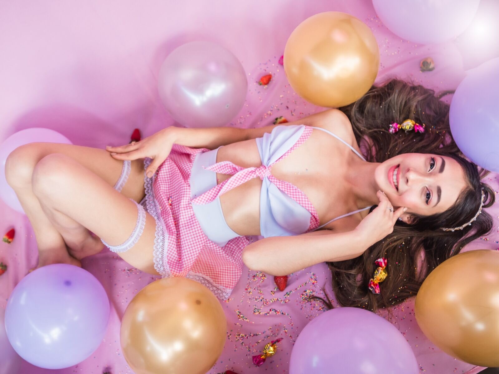 Free Live Sex Chat With JessyJennings