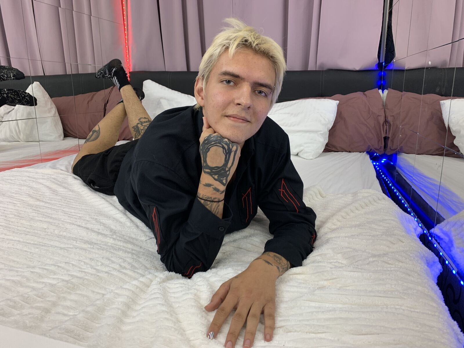 Free Live Sex Chat With JimmyJonsons