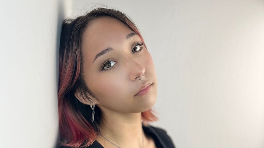 Free Live Sex Chat With JuneWorkman