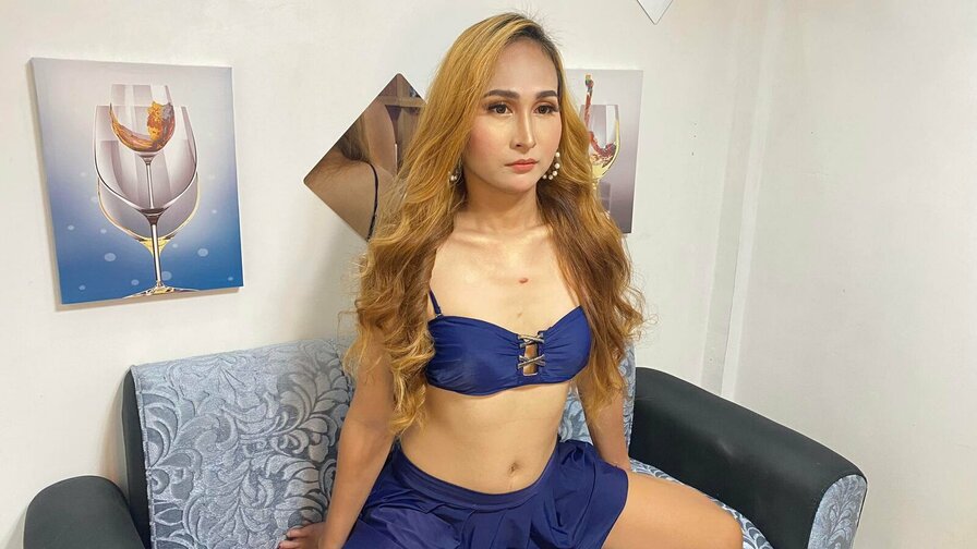Free Live Sex Chat With KatieMcAdams