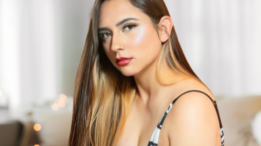 Free Live Sex Chat With LaurenFernandez