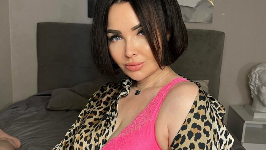 Free Live Sex Chat With LeilaRosie