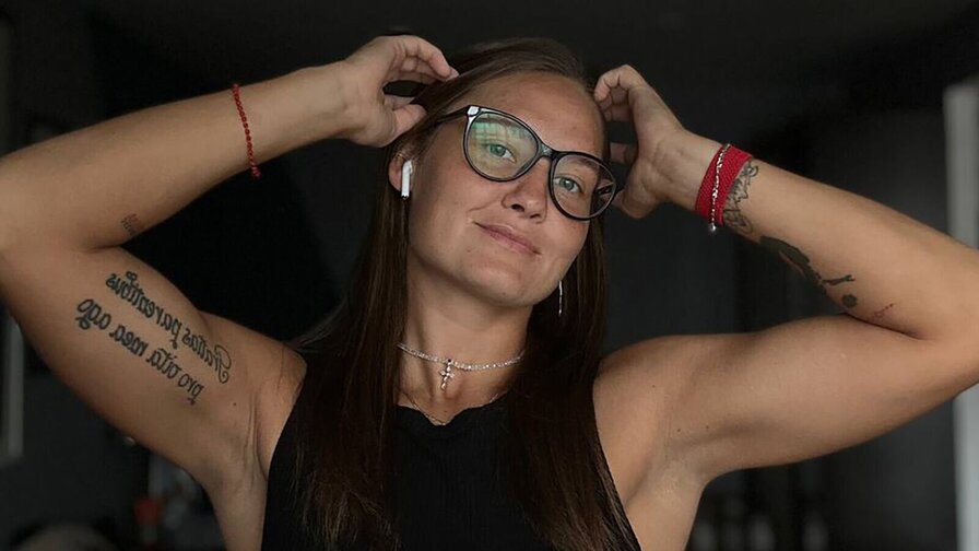 Free Live Sex Chat With LoisMoody