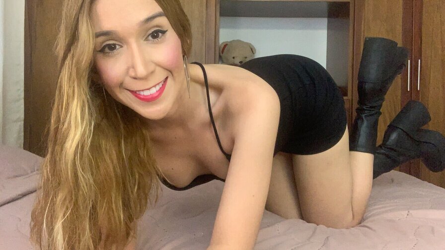 Free Live Sex Chat With LuisaTurquesa
