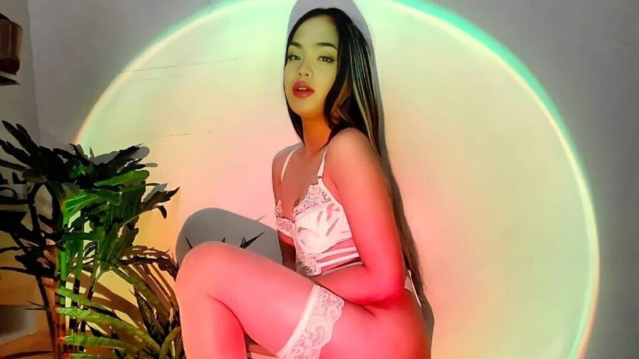 Free Live Sex Chat With MagdaleneGrey