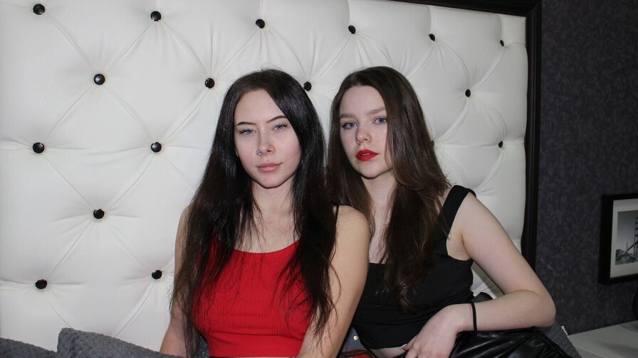 Free Live Sex Chat With MaryandMaggie