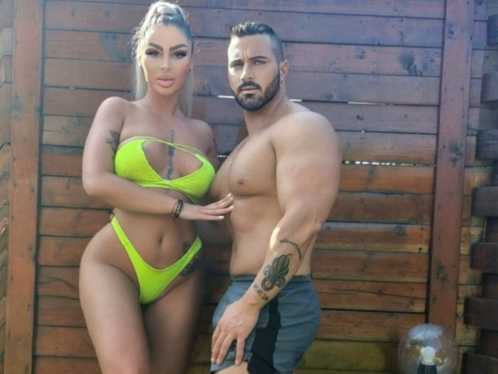 Free Live Sex Chat With MatteoAndSonya