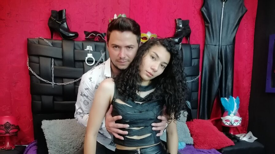 Free Live Sex Chat With NatachaAndKyle