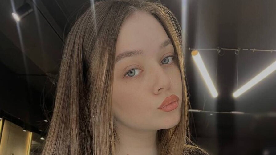 Free Live Sex Chat With OdelinaCrocker