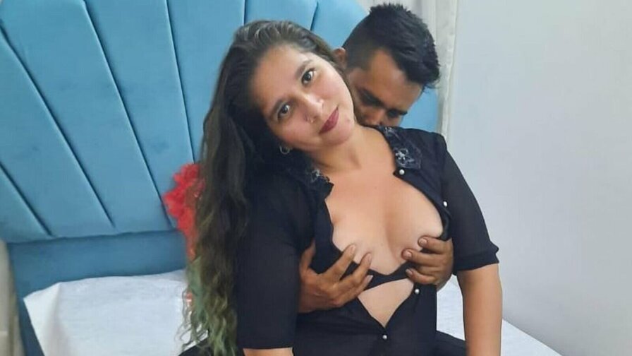 Free Live Sex Chat With PamelayKalet