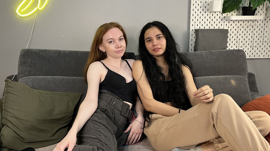 Free Live Sex Chat With PatriciaAndLeah