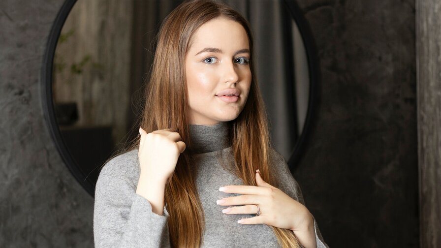 Free Live Sex Chat With PaulaWilner