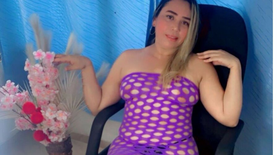 Free Live Sex Chat With RicaMill