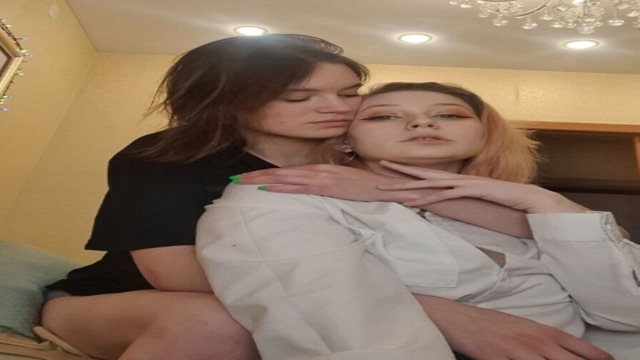 Free Live Sex Chat With SofiaAndPolly
