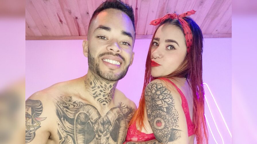 Free Live Sex Chat With SophieAndFox