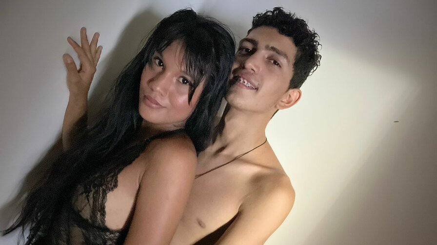 Free Live Sex Chat With TamaraAndTyler