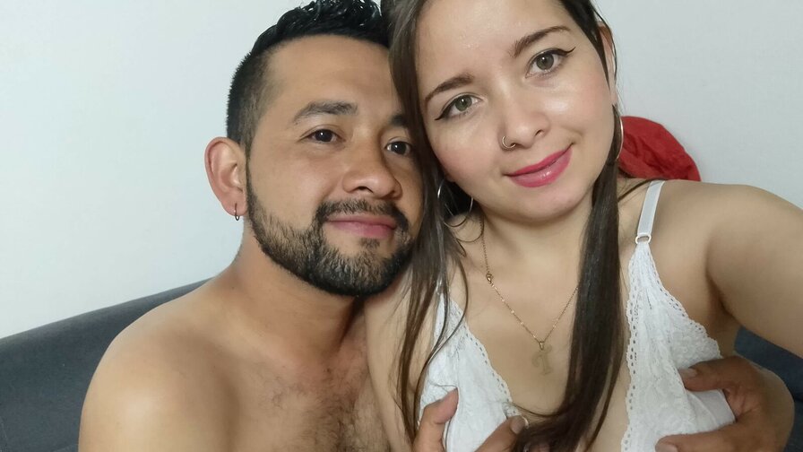 Free Live Sex Chat With TatiAndCarlos