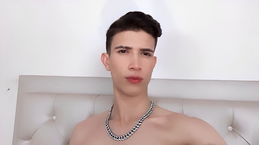 Free Live Sex Chat With ValentinoMendez