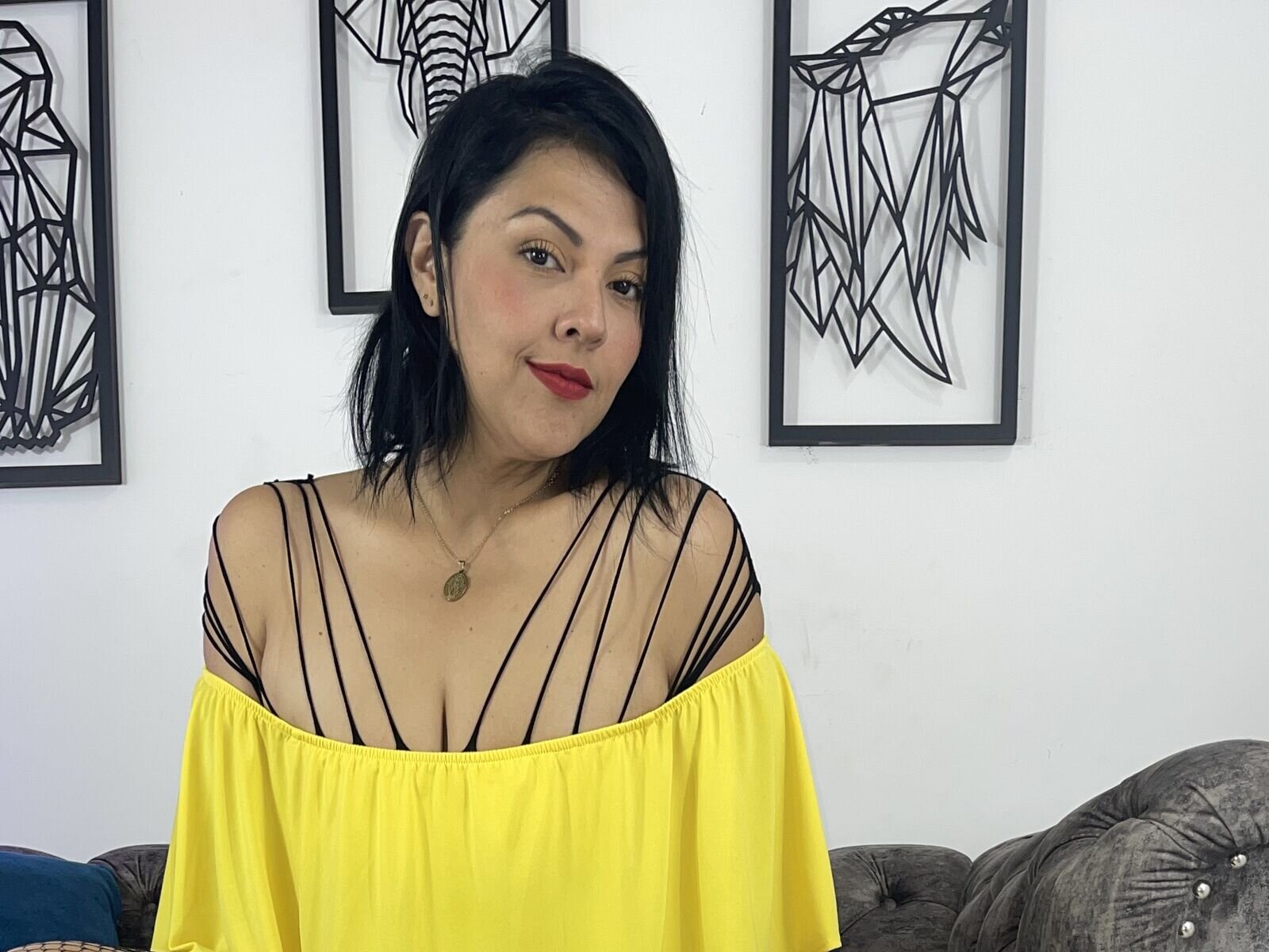 Free Live Sex Chat With ValeriaRoman