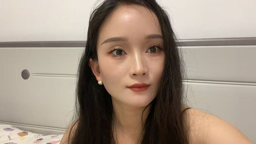 Free Live Sex Chat With Yurix